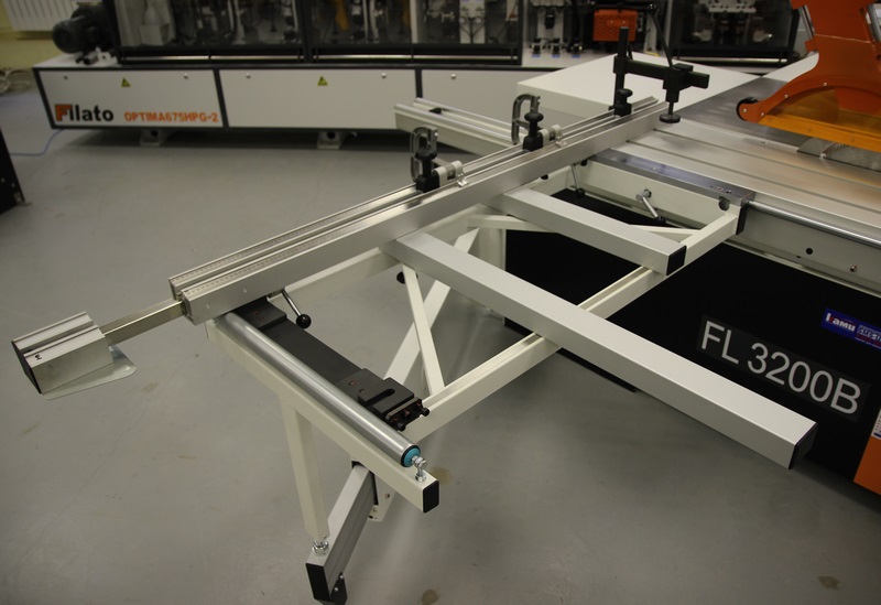 Жестко фиксированная поперечная линейка