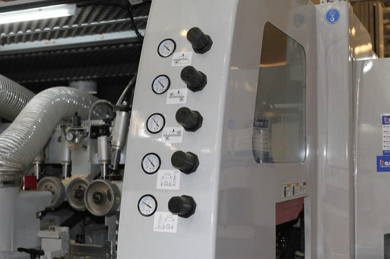 Четырехсторонний станок Beaver 620, три независимых пневматических регулятора