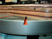 Копировально-фрезерный QUADRO LH-60-4PS, LH-80-4PS, LH-100-4PS, LH-120-4PS - Редактирование, шаблоны и прижимы дял ножек крепятся в Т-образные пазы на столе