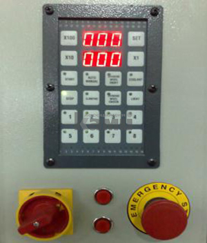 Станок для заточки широких ленточных пил по боковым граням мод. EM-92H 