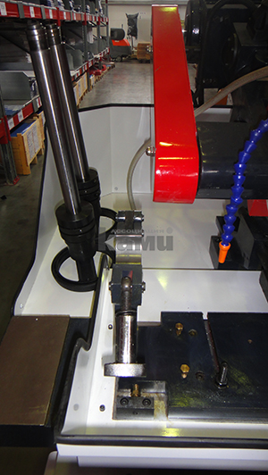  Станок для профилирования и заточки профильных и плоских ножей мод. WTG-330B 