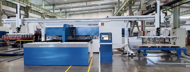 �������������� ��������� YAWEI c ���������� ���������� ����������� FBE 2520