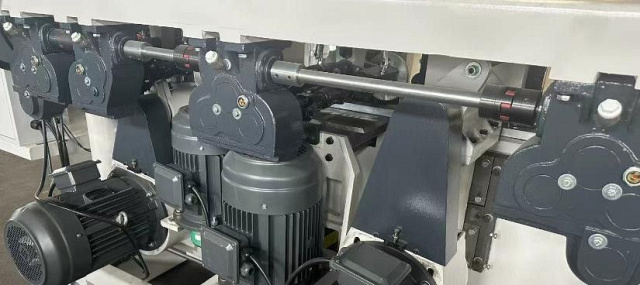 ��������������� ���������-��������� ������ IRONMAC 416