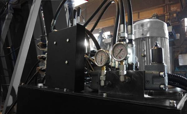     IRONMAC Press 200/HM