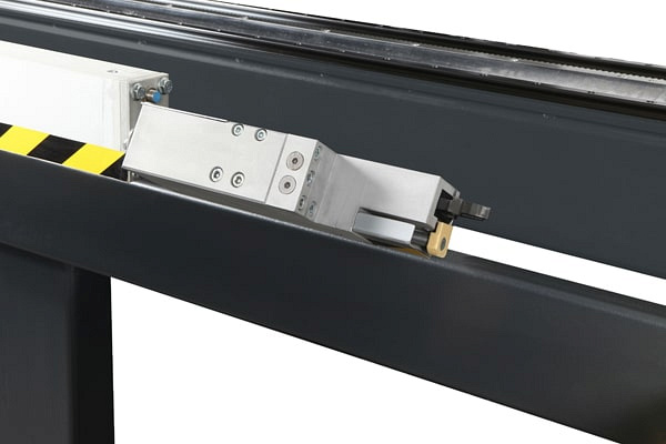     CUBITRON 600 ALU