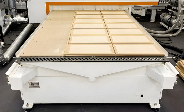 �������������� ����� � ��� Falit WCG3020LA