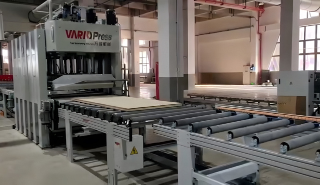 �������������� ������� ����� � �������������� ��������� � ��������� Vario Press 30/15AF