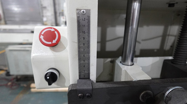 �������������� ������ ���������� ���� � �������� ����������� � ������� �������� �� ������ EcoWood CFS-200 OPT