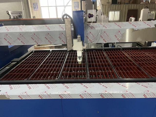 C����� ��� ��������������� ����� � ��� QUADRO WATERJET 5