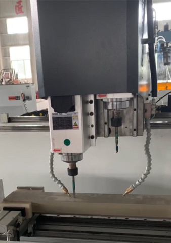 ��������� ������ c ����� ���������� � ���������� ������ � ��� QUADRO ALUMIL 3000-2M SYNTEC � ALUMIL 4000-2M SYNTEC