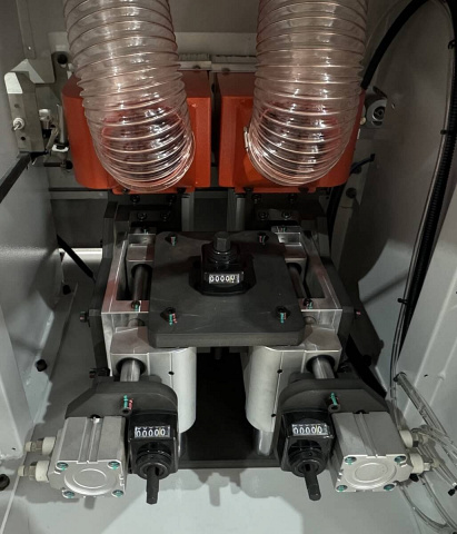    Excitech 736 Servo