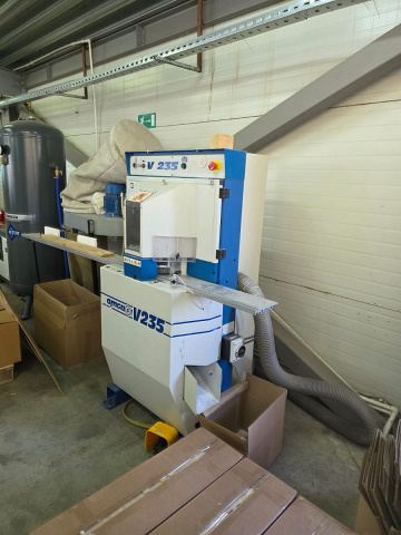    OMGA V 235 