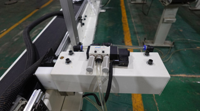 �������������� ������ ���������� ���� � �������� ����������� � ������� �������� �� ������ EcoWood CFS-200 OPT