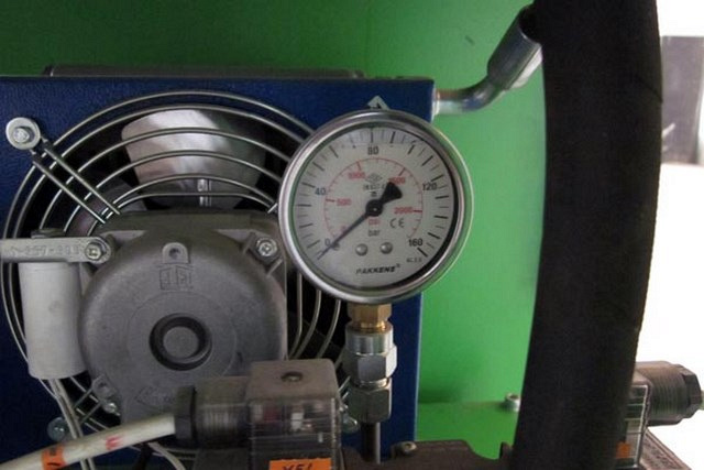 ������ ��������-���������� LS-600/200