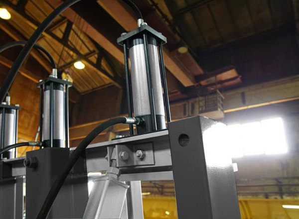     IRONMAC Press 200/HM