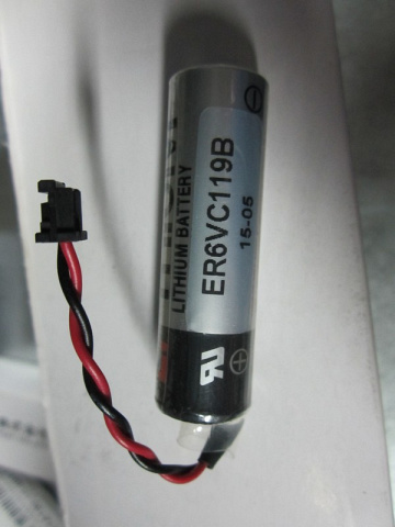   TOSHIBA ER6VC119B 3.6V with black plug