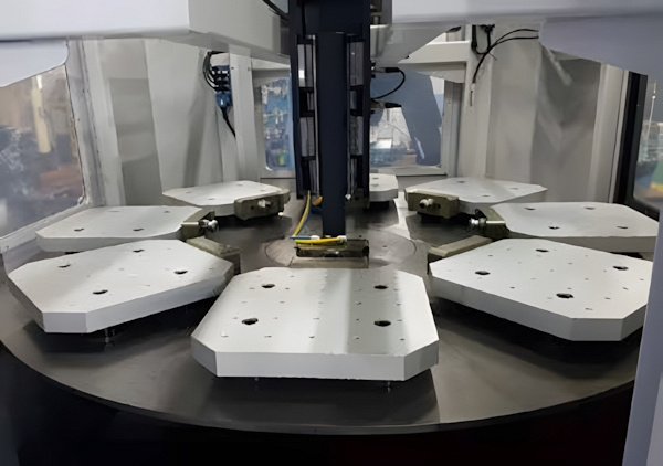    DN Solutions DEF-5005