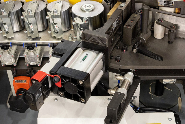 �������������� ������������������ ������ Falit FE670A