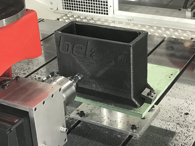 Обрабатывающий центр для фрезерования и 3D-печати Belotti BEAD