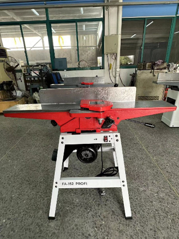   FA-152 PROFI 220V