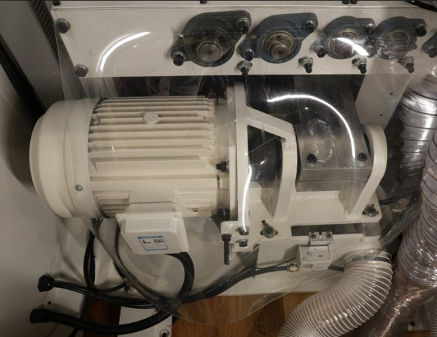 �������������� ������ ��� ������� �������� � �������� QUADRO SpeedCut 200