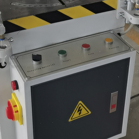 ����������� ����������� ������ ALUCUT 305 A