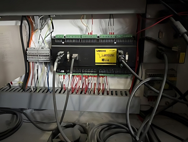 �������������� ����� �� ����� � ��� STONECUT MASTER LITE