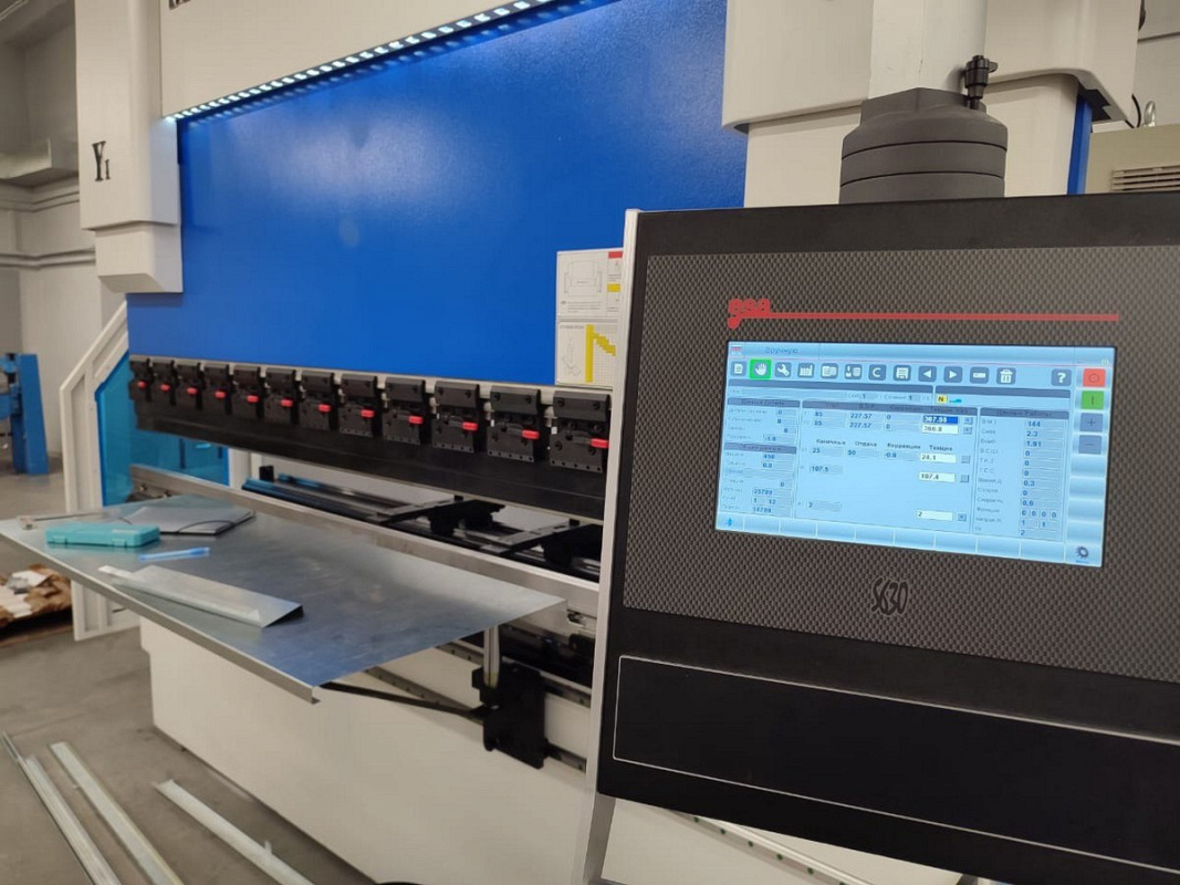 Гидравлический листогибочный пресс SMD PBA 170-3200 - купить по доступным  ценам с доставкой по России и СНГ в КАМИ