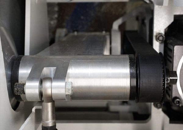 �������������� ������ ��� ������� �������� � �������� QUADRO SpeedCut 200