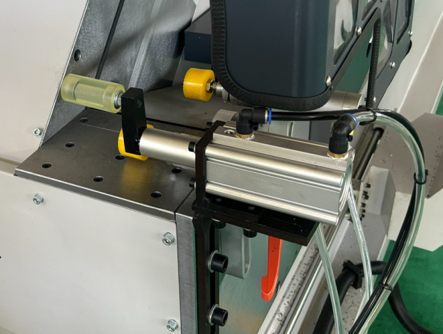 �������������� ����������� ���� � ��� QUADRO ALUCUT CNC 500 x 5000 (Angles 45�/ 90�/ 135�)