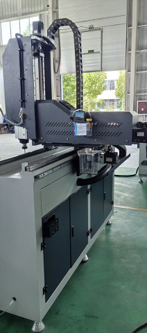 ��������� ������ ��� � ����� ���������� � ���������� ������������ QUADRO TM 1200-2�