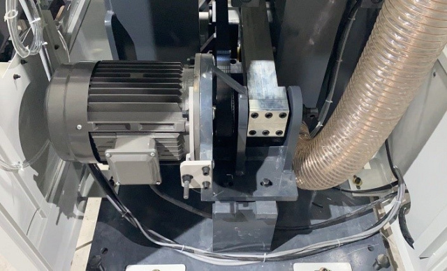 �������������� ����������� ������ � ��������� ���� EcoWood AT700-R