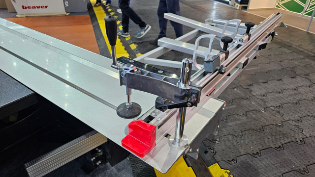 -  Filato EXPERT 3200 CNC
