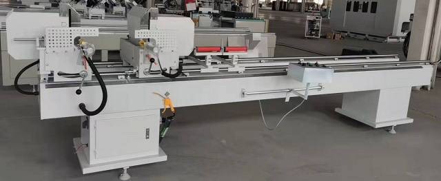 �������������� ����������� ���� ALUCUT M2 420 x 3500