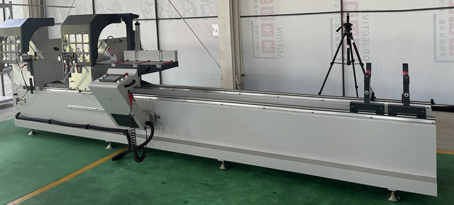 �������������� ����������� ���� � ��� QUADRO ALUCUT CNC 500 x 5000 (Angles 45�/ 90�/ 135�)