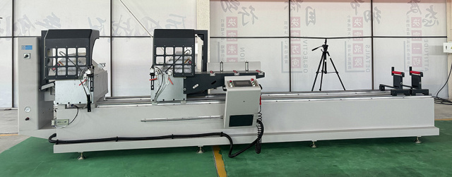 �������������� ����������� ���� � ��� QUADRO ALUCUT CNC 500 x 5000 (Angles 45�/ 90�/ 135�)