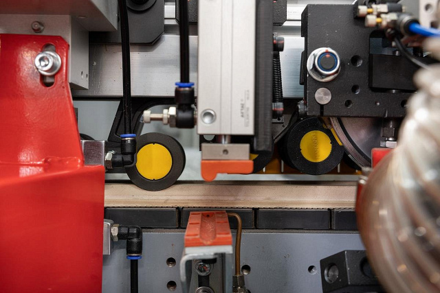 ���������������� ������������������ ������ Falit FEC758