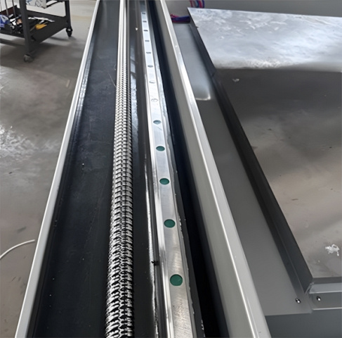 �������������� ������ � ��� JET GLASS CNC J