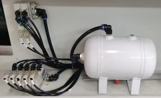    Excitech 736 Servo