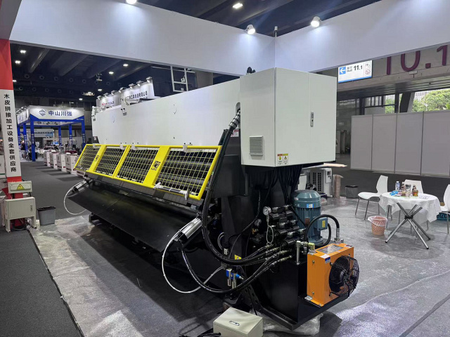 ��������� � ������� ����� ��� ����� ����� EcoWood InterCut 3400 DKA