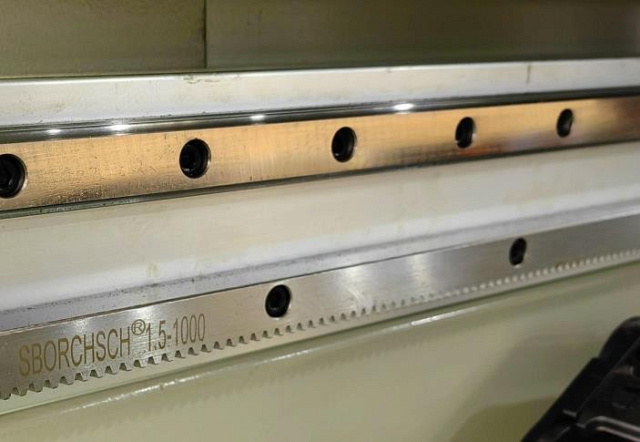 �������������� ����������� ������ � ���������� EcoWood Cut 250 MAX