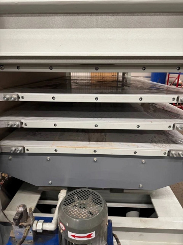 �������������� ������� ����� Vario Press 30-120/3 ��