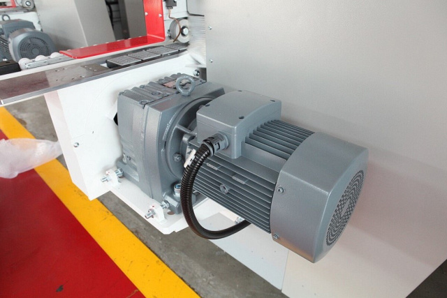 ���������������� ������������������ ������ Falit FEC758