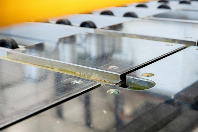 ������� ����� � �������� ��������� Falit WPS938