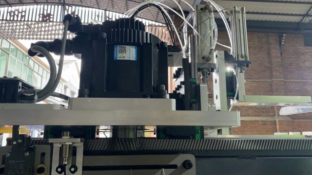 �������������� ����������� ������ � ��������� ���� EcoWood AT700-R